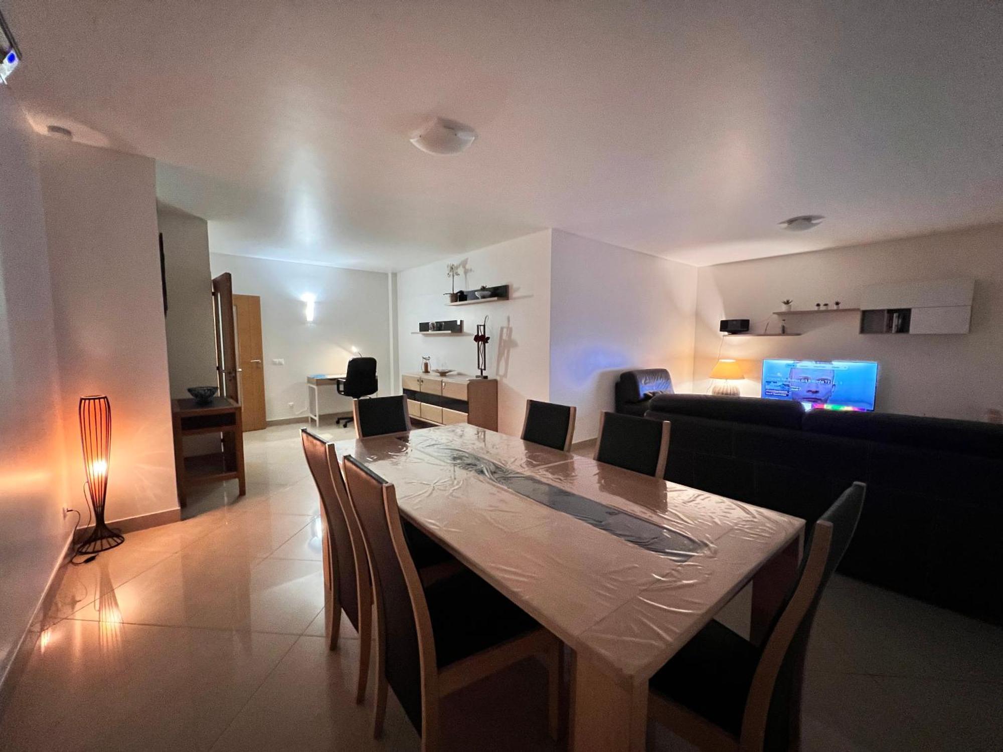 Mar E Sol By T3 Wifi E Estacionamento Apartment Quarteira Exterior photo